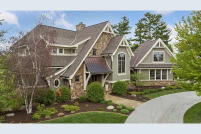 77 Monarch Way, North Oaks, MN 55127 - Photo 1