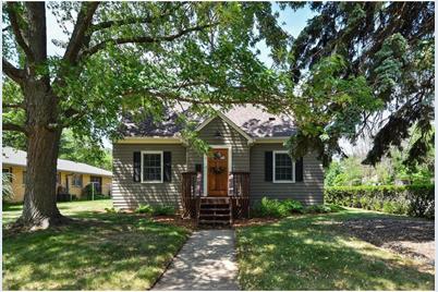 233 3rd Avenue NE, Osseo, MN 55369 - Photo 1