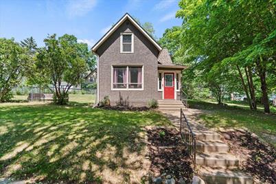 320 30th Avenue N, Minneapolis, MN 55411 - Photo 1