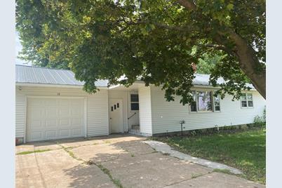 18 2nd Street SE, Altura, MN 55910 - Photo 1