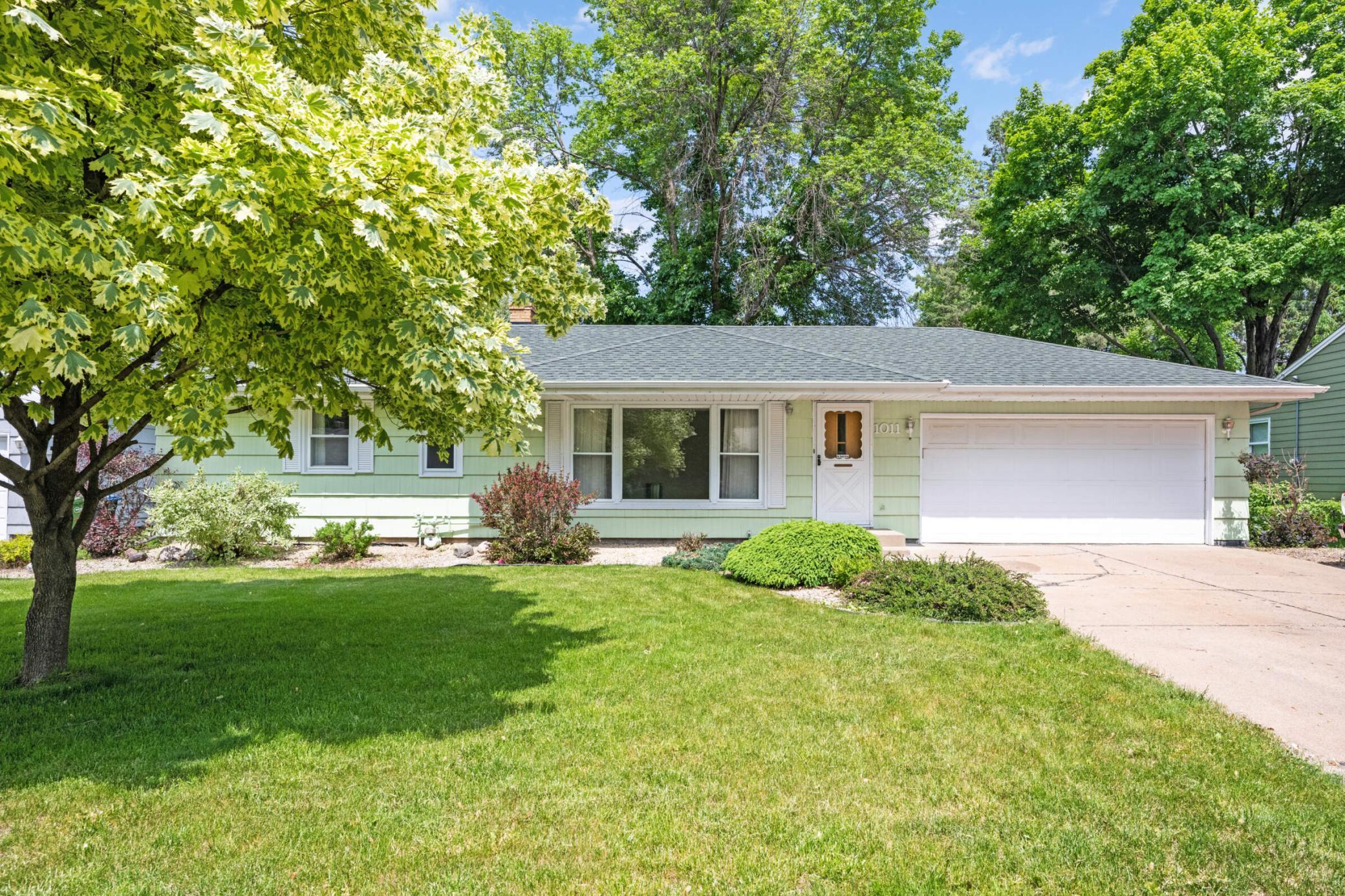 1011 Ryan Ave W, Roseville, MN 55113 MLS 6379089 Coldwell Banker