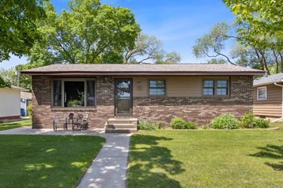 1107 15th Avenue SE, Saint Cloud, MN 56304 - Photo 1