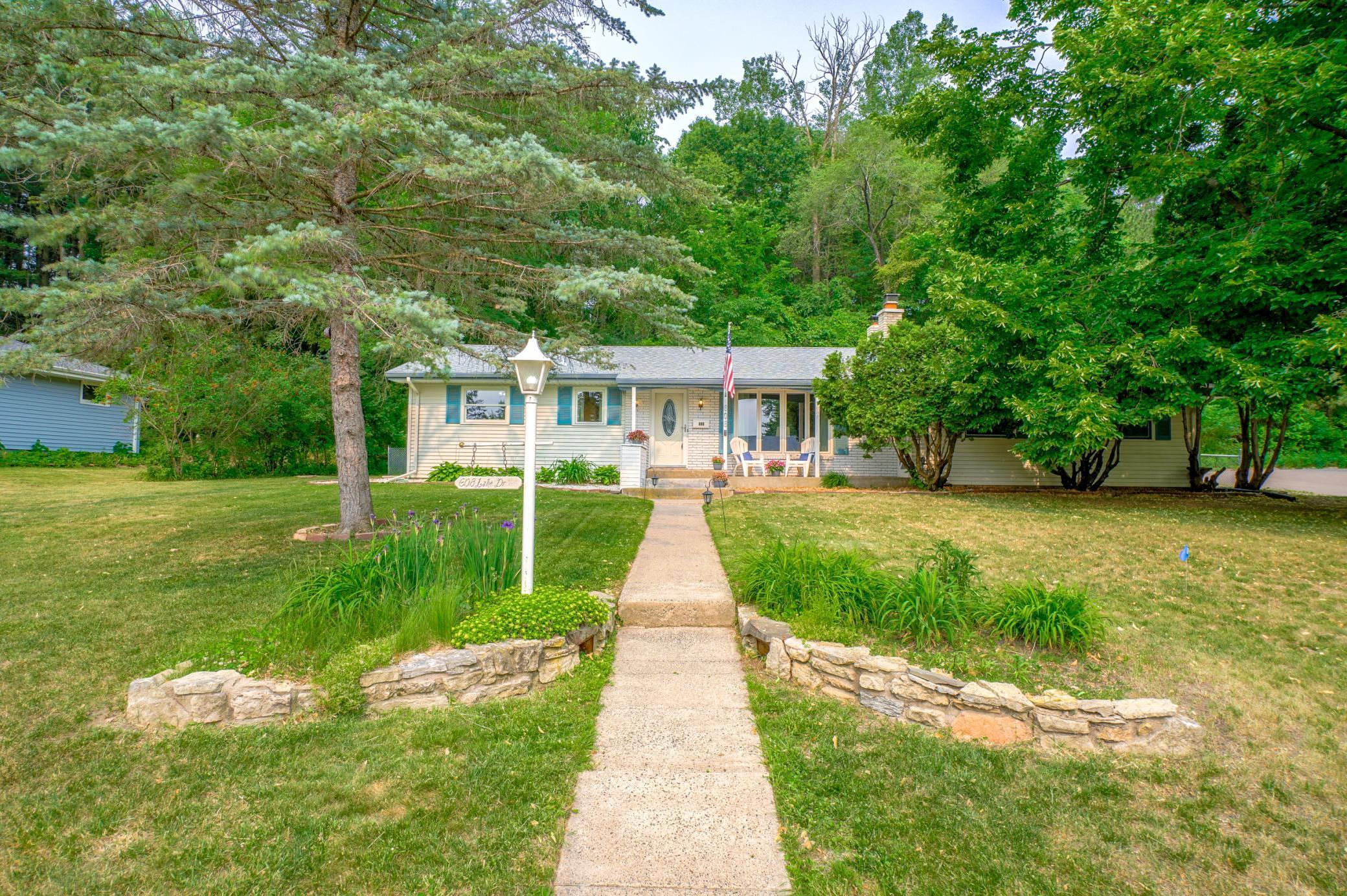 608 Lake Dr, Stillwater, MN 55082 MLS 6383392 Coldwell Banker