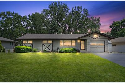 921 Patton Road, New Brighton, MN 55112 - Photo 1