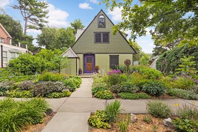319 Seymour Place SE, Minneapolis, MN 55414 - Photo 1