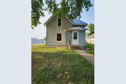 401 1st Street, Fountain, MN 55935 - Photo 1