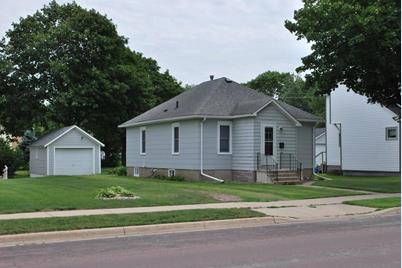 1016 N North Avenue, Fairmont, MN 56031 - Photo 1