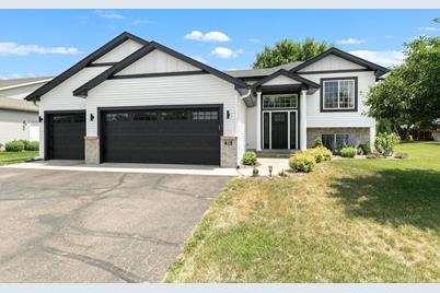 418 6th Avenue S, Sartell, MN 56377 - Photo 1