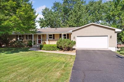 1520 Circle Drive, Burnsville, MN 55337 - Photo 1