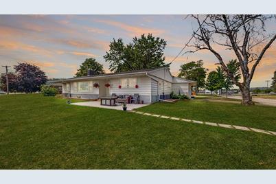 1202 S Oak Street, Lake City, MN 55041 - Photo 1