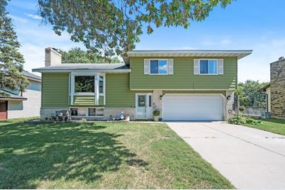 6264 Decatur Avenue N, Brooklyn Park, MN 55428 - Photo 1