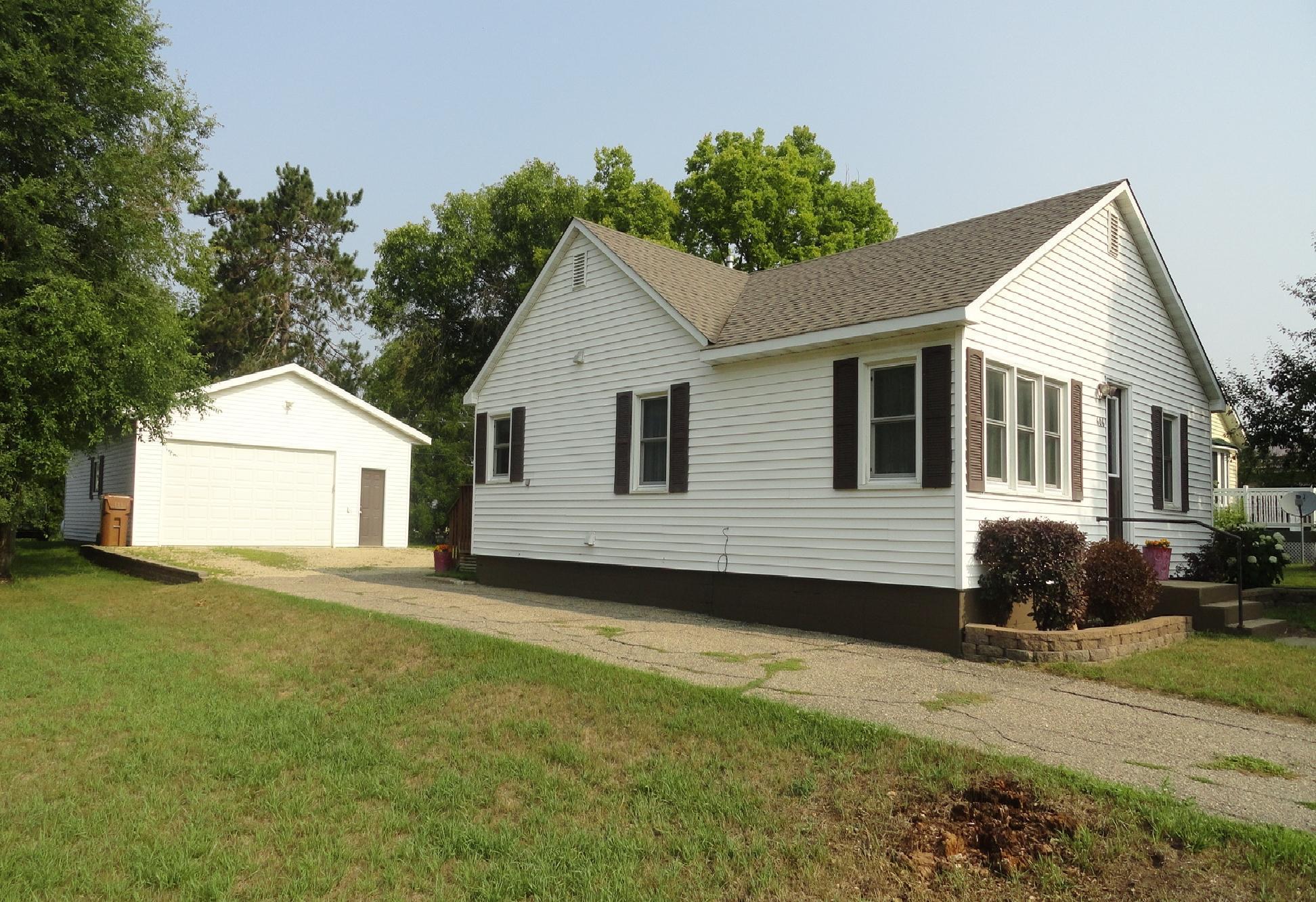 606 Lake St, Pepin, WI 54759 MLS 6406461 Coldwell Banker