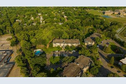 4001 Heritage Hills Drive #206, Bloomington, MN 55437 - Photo 1