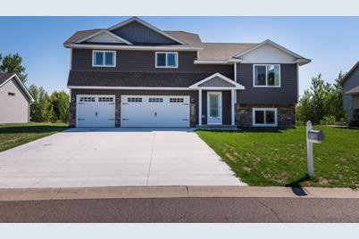 150 N Fitzgerald Avenue, Rush City, MN 55069 - Photo 1