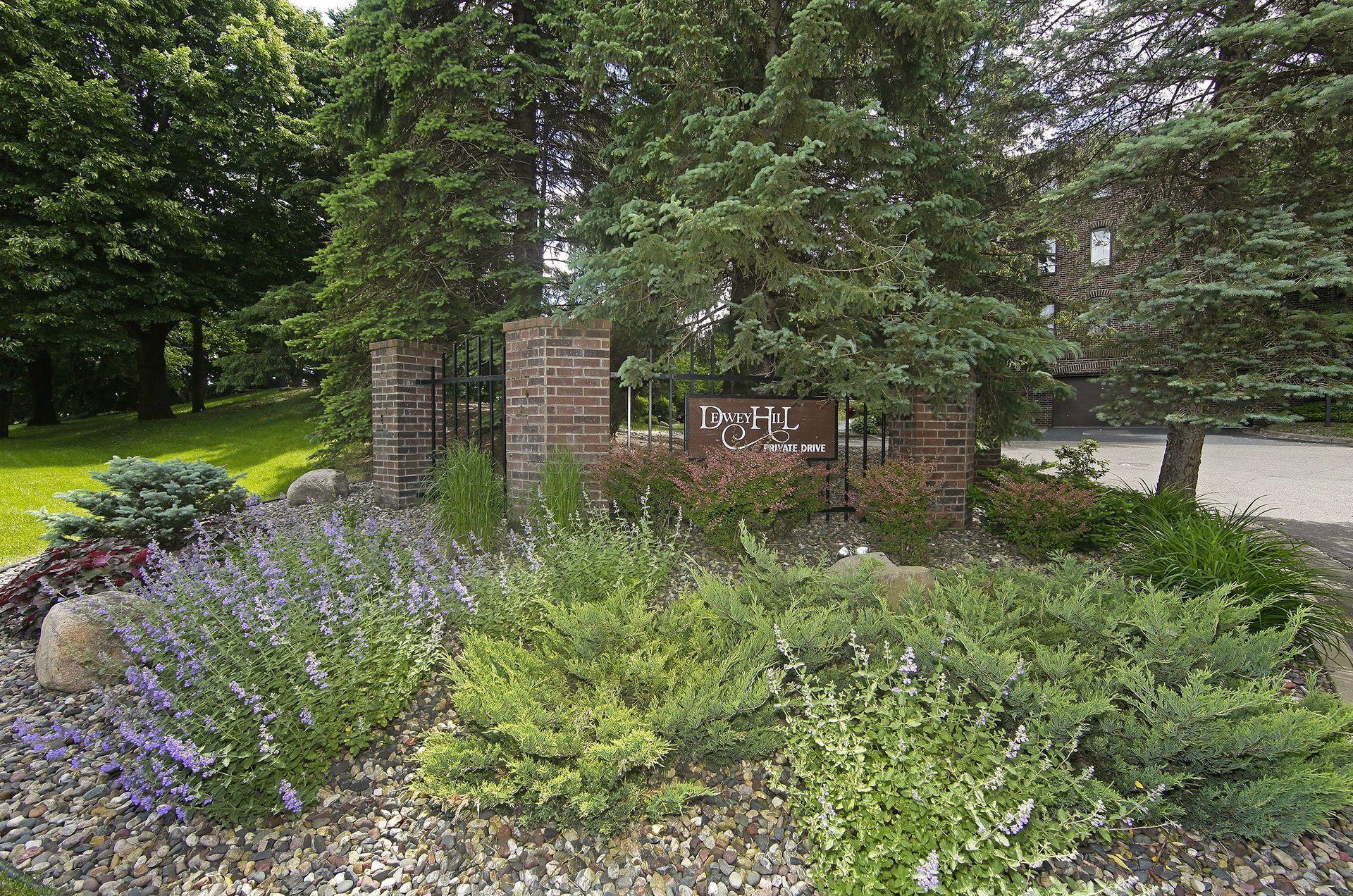 5501 Dewey Hill Rd 222, Edina, MN 55439 MLS 6408811 Coldwell Banker