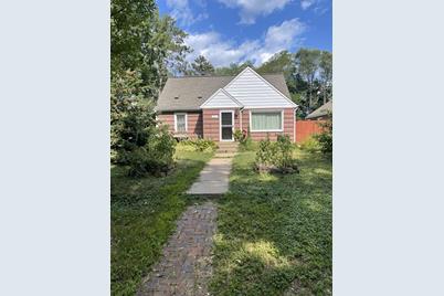 311 14th Avenue S, South Saint Paul, MN 55075 - Photo 1