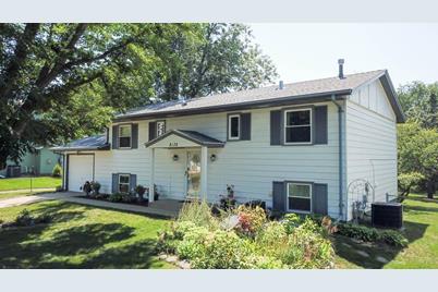 8138 Henslowe Avenue S, Cottage Grove, MN 55016 - Photo 1