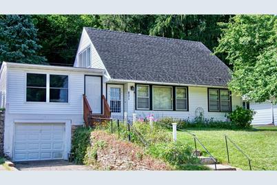 831 Wilkie Street, Red Wing, MN 55066 - Photo 1