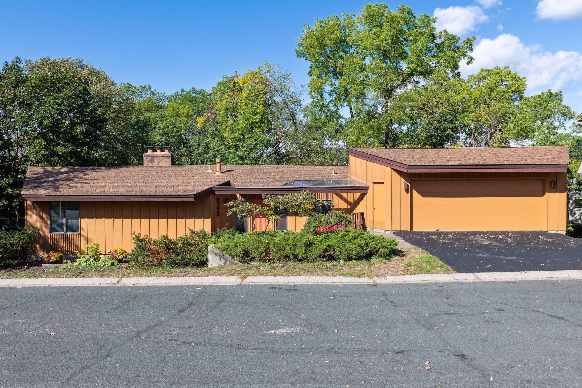 8772 Walton Oaks Dr, Bloomington, MN 55438 MLS 6417963 Coldwell Banker