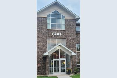 1341 Lake Drive W #B311, Chanhassen, MN 55317 - Photo 1