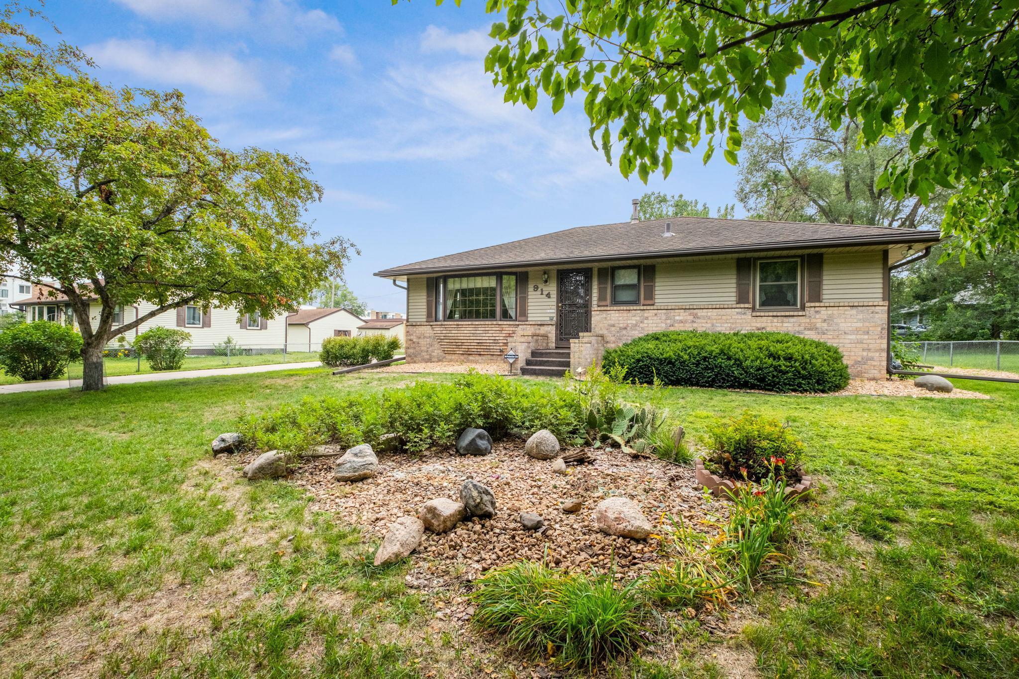 914 Lincoln St, Anoka, MN 55303 MLS 6420471 Coldwell Banker