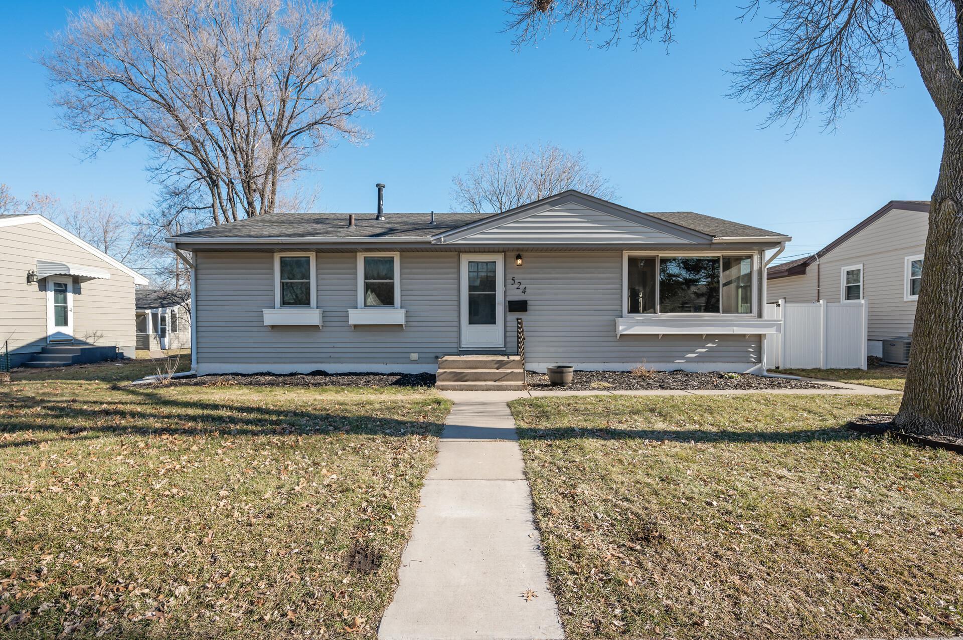 524 2nd Ave NE, Osseo, MN 55369 MLS 6426007 Coldwell Banker