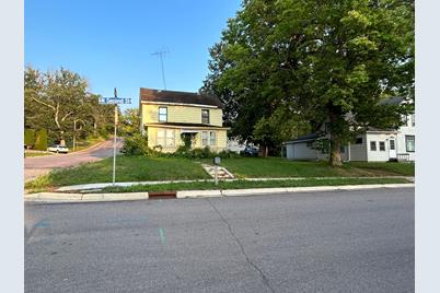 521 N 2nd Street, Le Sueur, MN 56058 - Photo 1