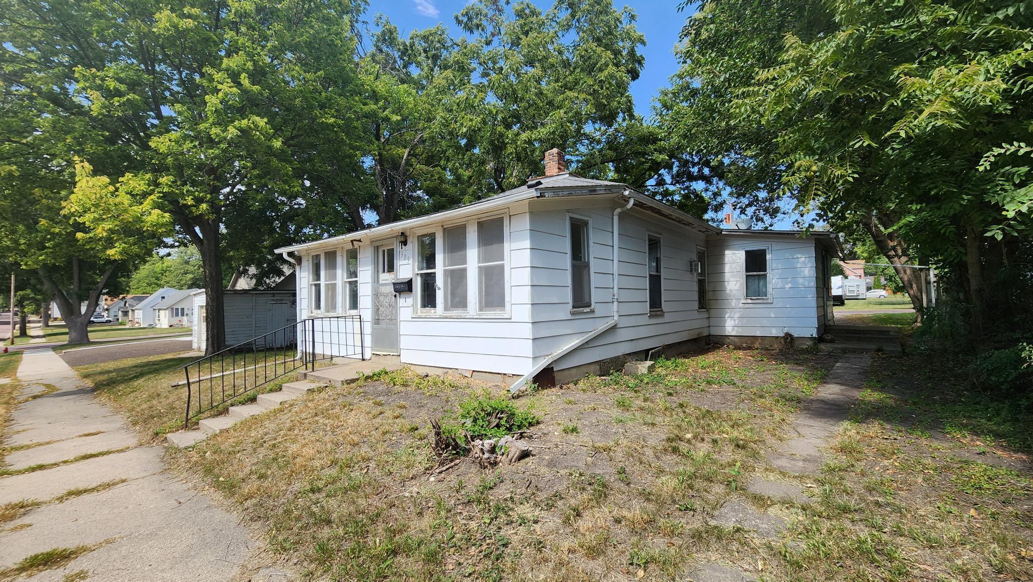 309 E Flynn St, Redwood Falls, MN 56283 MLS 6427571 Coldwell Banker