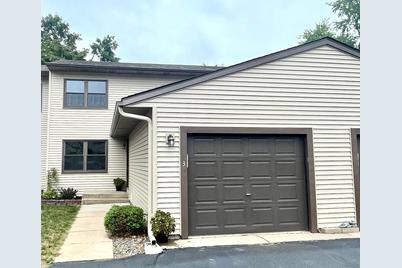 606 4th Street N #3A, North Hudson, WI 54016 - Photo 1