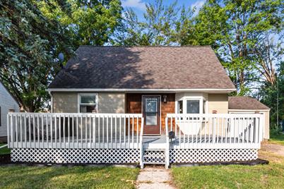 1321 Baxter Avenue N, Glencoe, MN 55336 - Photo 1