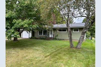 830 Park Street, Baldwin, WI 54002 - Photo 1