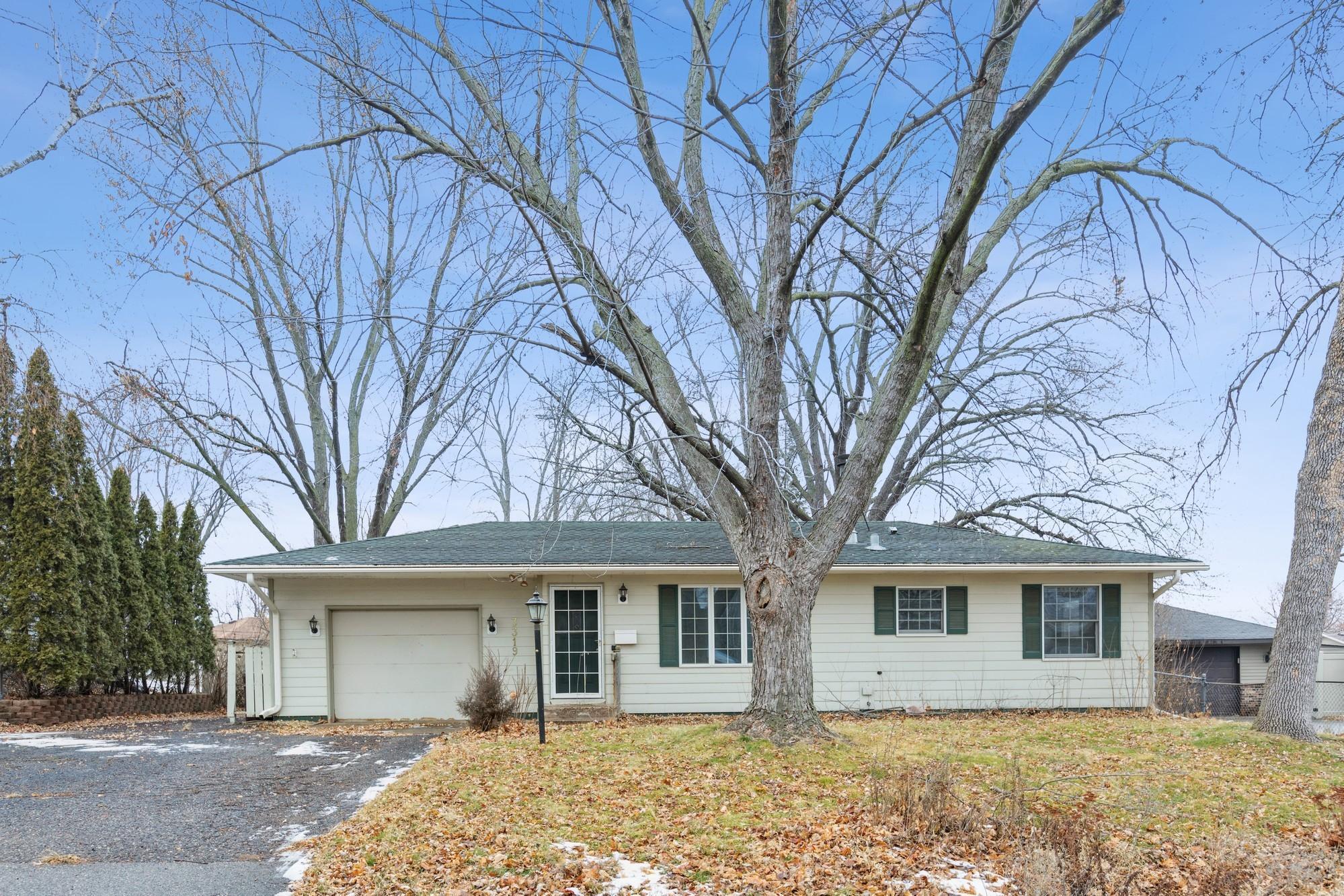 3319 69th St E, Inver Grove Heights, MN 55076 MLS 6431574 Coldwell