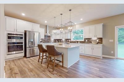 7228 Auburn Lane, Inver Grove Heights, MN 55077 - Photo 1