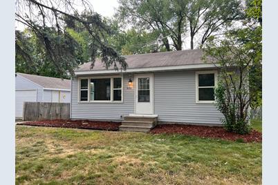 684 County Road J W, Shoreview, MN 55126 - Photo 1