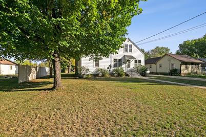 1104 8th Street NW, Faribault, MN 55021 - Photo 1