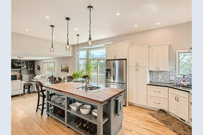 9291 Parkside Draw, Woodbury, MN 55125 - Photo 1