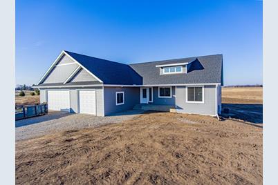 35851 Sharon Prairie Drive, Le Sueur, MN 56058 - Photo 1