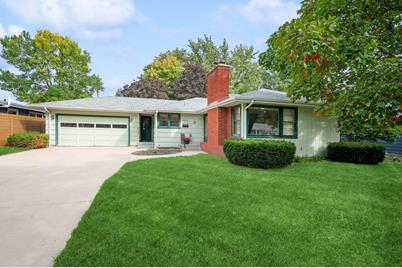 6100 Halifax Avenue S, Edina, MN 55424 - Photo 1