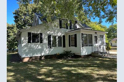 122 N Bruce Street, Ivanhoe, MN 56142 - Photo 1