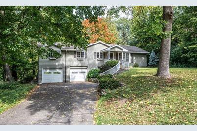 16318 Pine Street, Minnetonka, MN 55345 - Photo 1