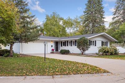 6017 Shane Drive, Edina, MN 55439 - Photo 1
