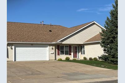 3019 21st Street NE, Rochester, MN 55906 - Photo 1