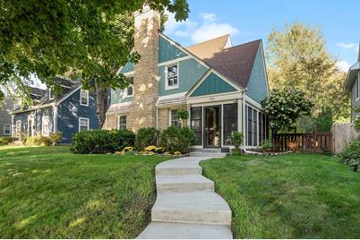 732 Syndicate Street S, Saint Paul, MN 55116 - Photo 1