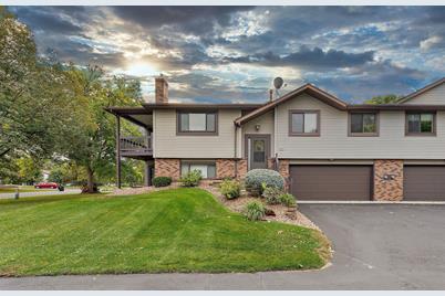 560 Donegal Circle, Shoreview, MN 55126 - Photo 1