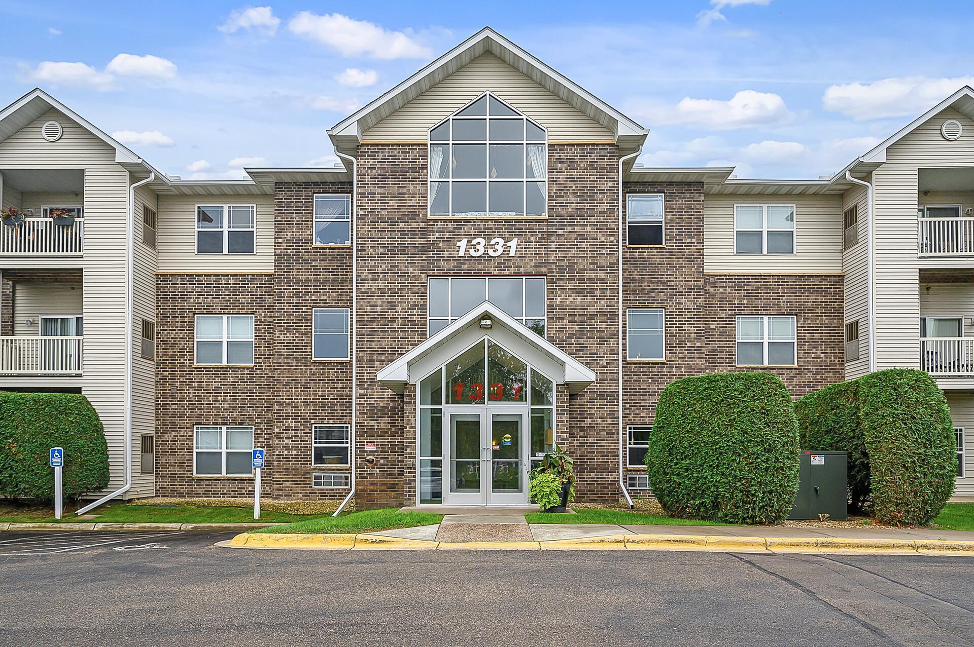 1331 Lake Dr W A306, Chanhassen, MN 55317 MLS 6445603 Coldwell Banker