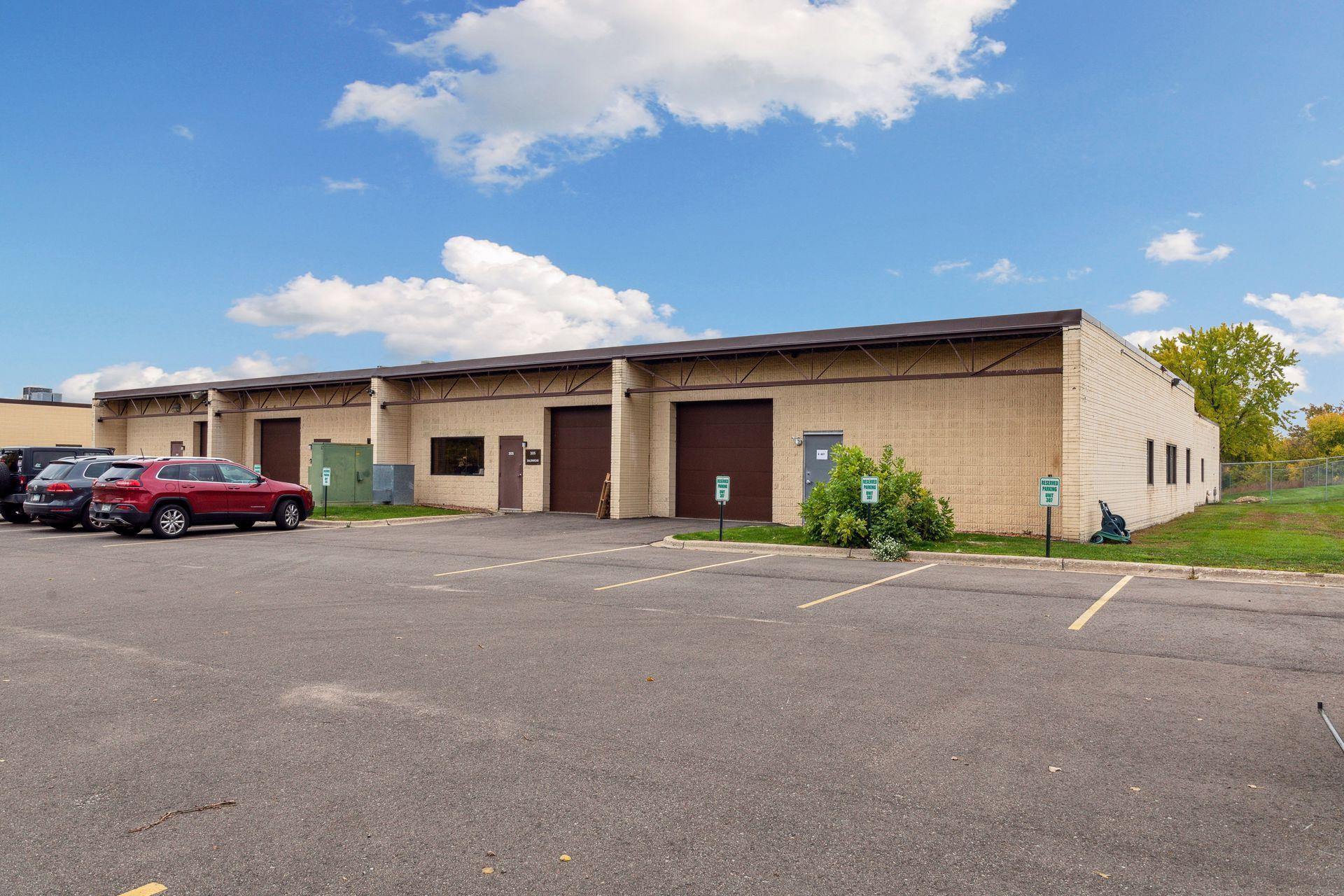 2525 Nevada Ave N 307, Golden Valley, MN 55427 MLS 6446109