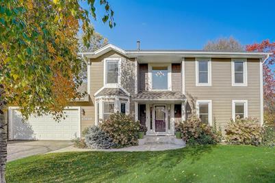 15619 Village Woods Drive, Eden Prairie, MN 55347 - Photo 1