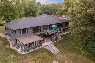 425 W Amber Lake Drive, Fairmont, MN 56031 - Photo 1