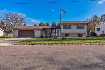 480 1st Street E, Tracy, MN 56175 - Photo 1