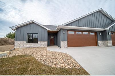 759 Kodiak Drive NW, Stewartville, MN 55976 - Photo 1